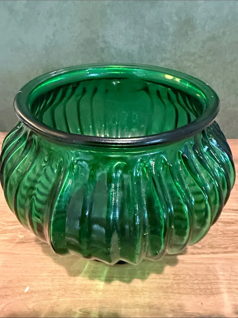 E O Brody Green Ribbed Glass Decorative Vase